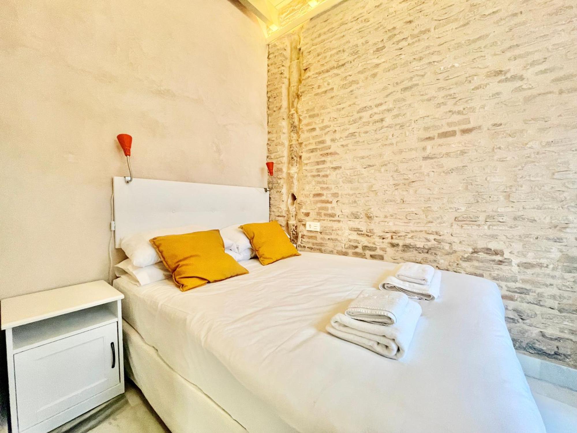 Click Triana - Patio Privado Leilighet Sevilla Eksteriør bilde